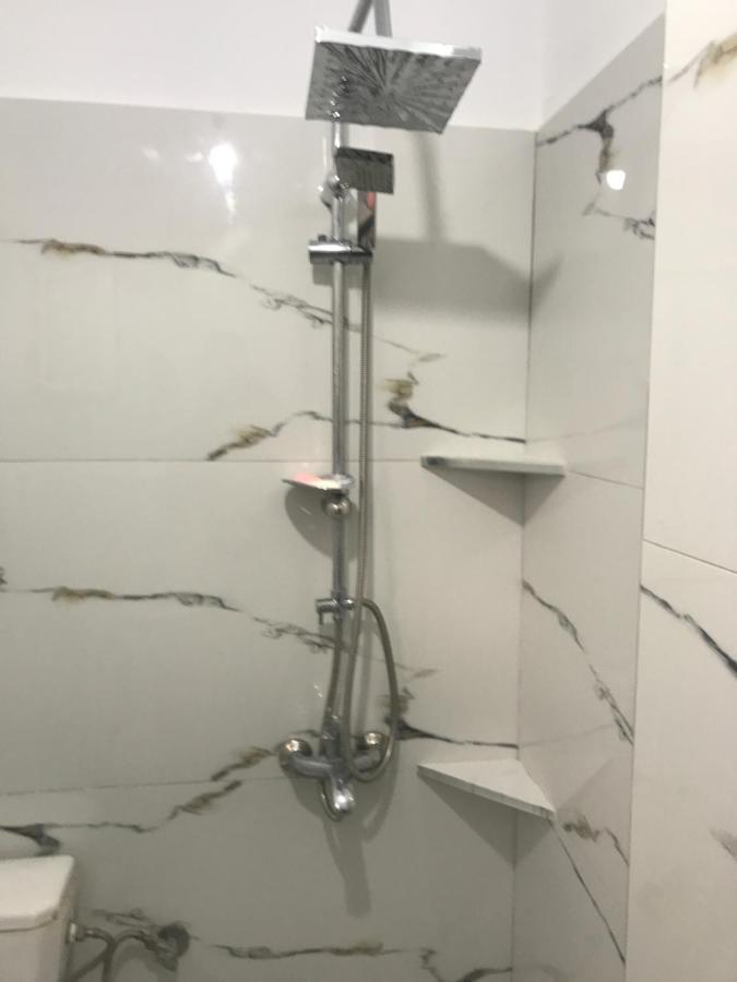 Apartament Roisin Σαράντα Εξωτερικό φωτογραφία