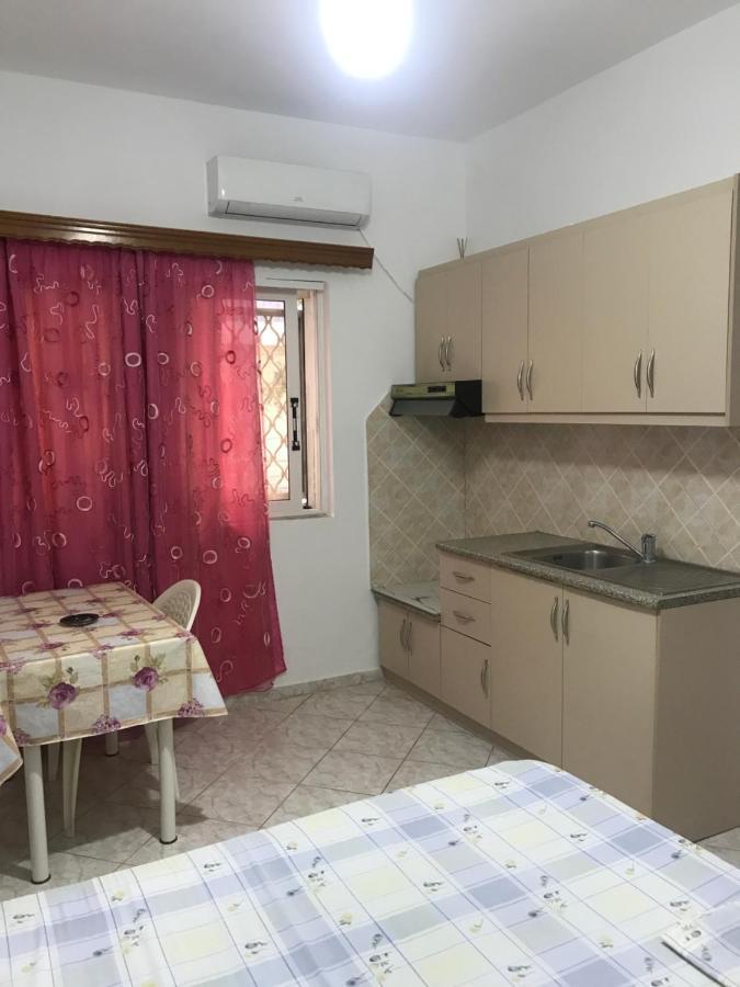 Apartament Roisin Σαράντα Εξωτερικό φωτογραφία